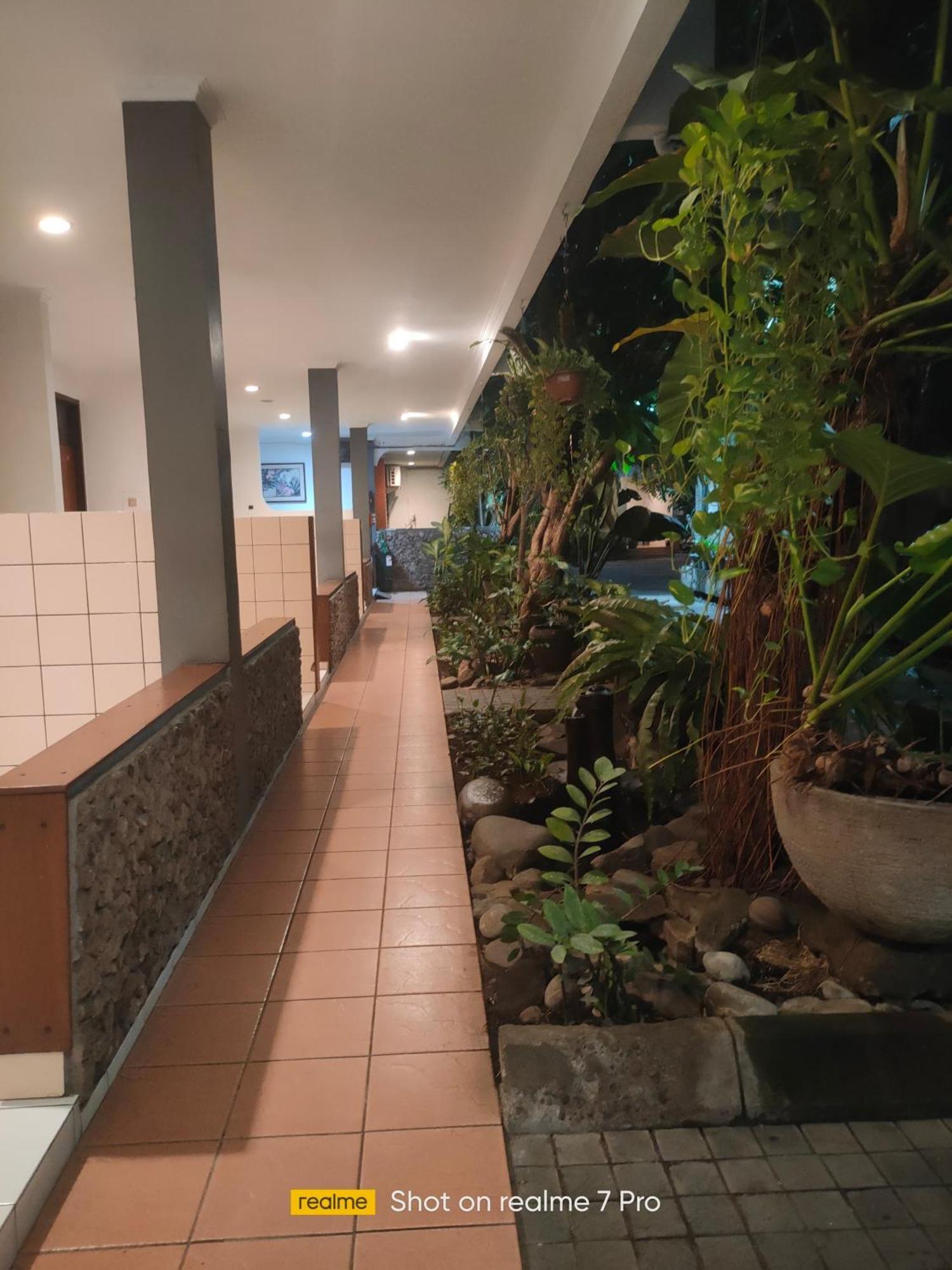 Hotel Aneka Baru Sleman  Exterior foto